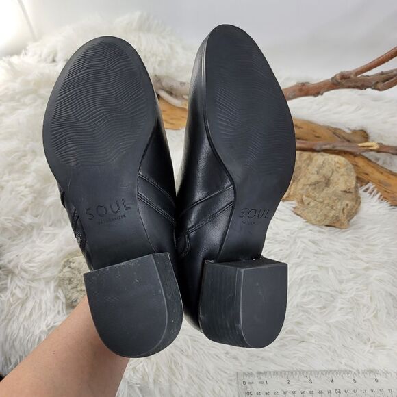 Naturalizer Soul faux leather short booties black - Picture 2 of 13